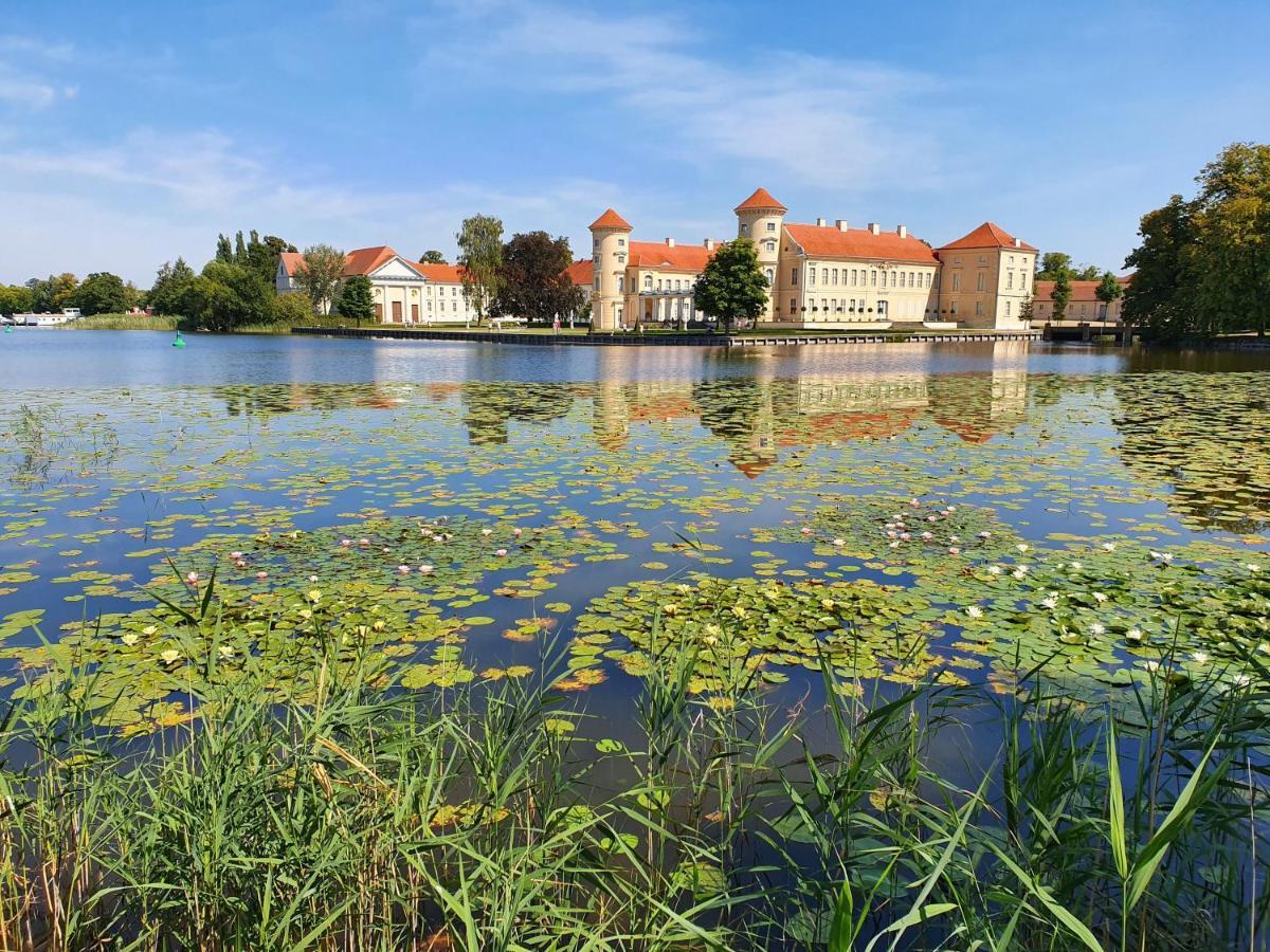 Schloss-Und Seeblick Apartment Rheinsberg Zewnętrze zdjęcie