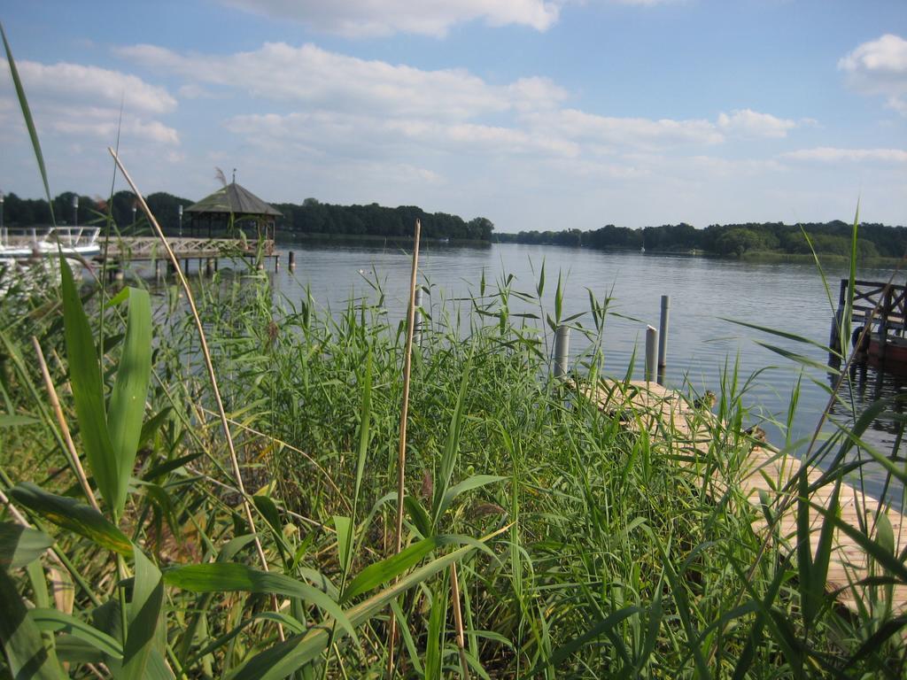 Schloss-Und Seeblick Apartment Rheinsberg Zewnętrze zdjęcie