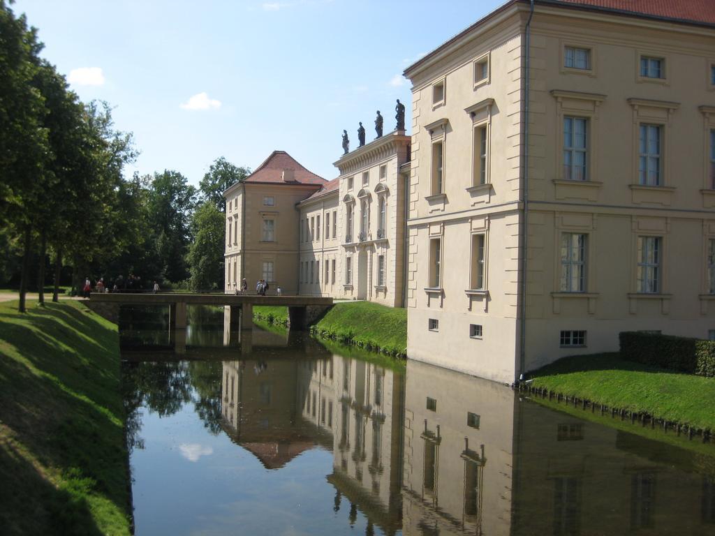 Schloss-Und Seeblick Apartment Rheinsberg Zewnętrze zdjęcie