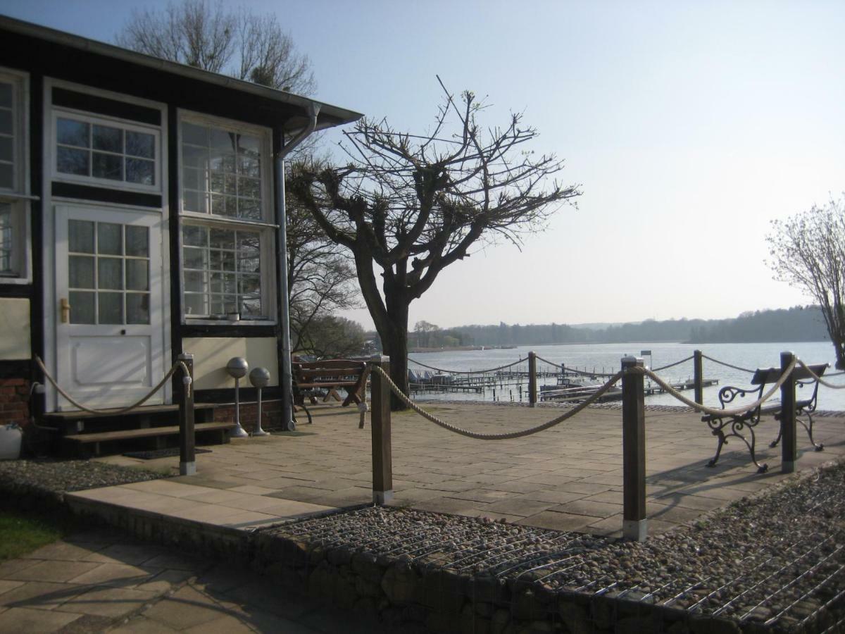 Schloss-Und Seeblick Apartment Rheinsberg Zewnętrze zdjęcie